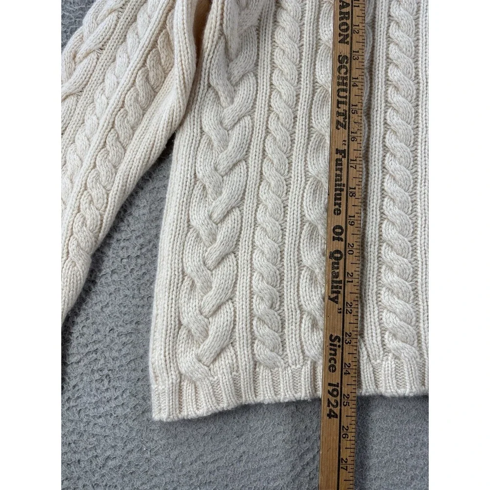 Johnstons Of Elgin Cashmere Sweater Mens 46 XL Ivory Cable Knit Made in Scotland